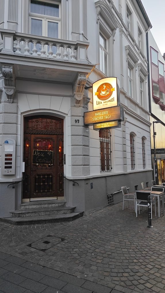 Café Lux Mundi